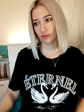Snapshot of Fuck-Gina chatting on June 13, 2026, 2:53 am Fuck-Gina online show from June 13, 2026, 2:53 am