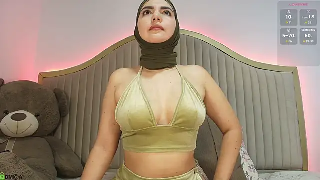 Snapshot of dalilasaadi_ chatting on June 15, 2026, 3:47 pm dalilasaadi online show from June 15, 2026, 3:47 pm