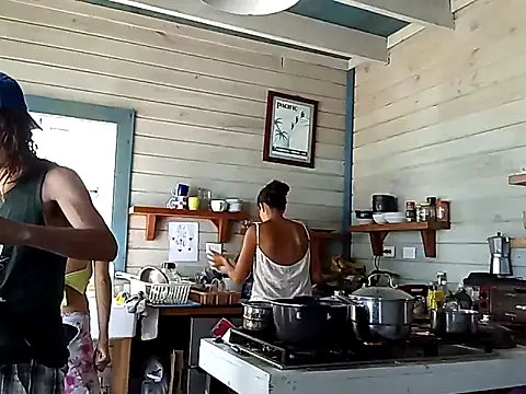 Snapshot of Luna-Natural chatting on March 3, 2025, 3:42 pm Luna-Natural online show from March 3, 2025, 3:42 pm