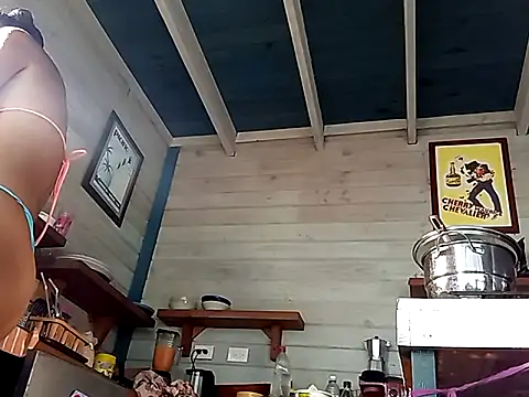 Snapshot of Luna-Natural chatting on March 6, 2025, 1:14 pm Luna-Natural online show from March 6, 2025, 1:14 pm