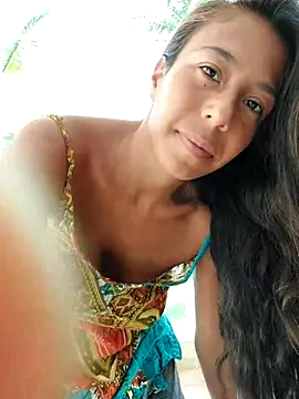 Snapshot of Luna-Natural chatting on October 4, 2025, 12:36 pm Luna-Natural online show from October 4, 2025, 12:36 pm