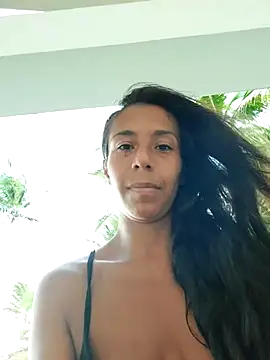 Snapshot of Luna-Natural chatting on November 26, 2025, 9:05 pm Luna-Natural online show from November 26, 2025, 9:05 pm