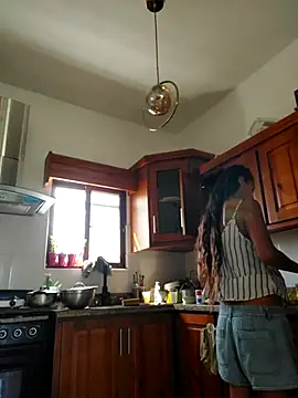 Luna-Natural online show from March 12, 2026, 2:34 pm