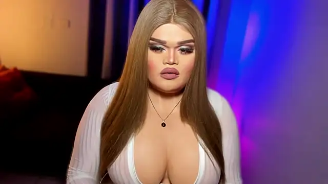 Snapshot of KarolinaThompson chatting on March 16, 2025, 10:22 am KarolinaThompson online show from March 16, 2025, 10:22 am