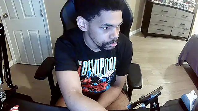 Neovergil0 online show from May 26, 2026, 10:28 pm