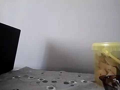 Snapshot of grzes19763 chatting on March 19, 2025, 4:02 pm grzes19763 online show from March 19, 2025, 4:02 pm