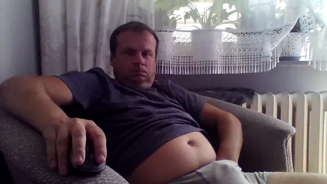 grzes19763 online show from July 22, 2026, 12:19 pm