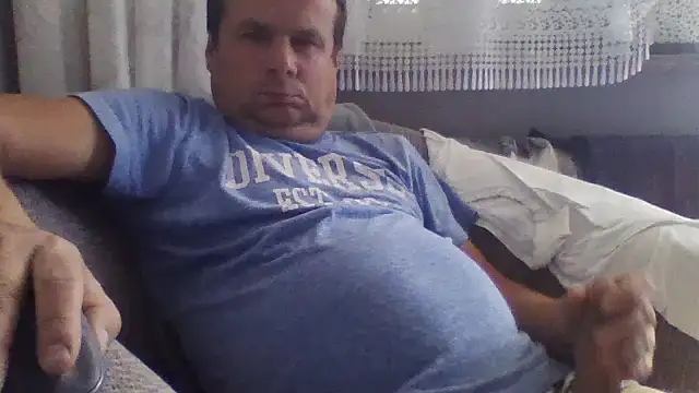 grzes19763 online show from July 25, 2026, 2:47 pm