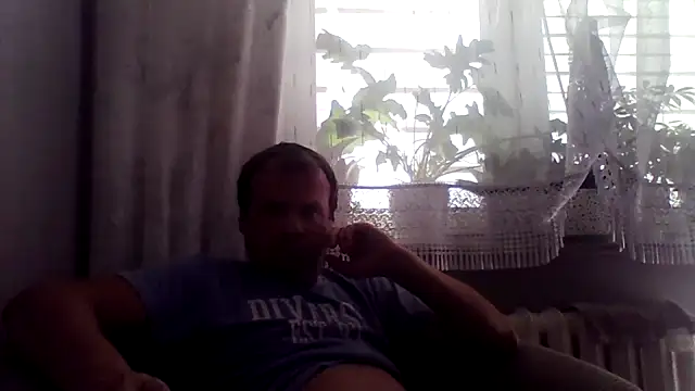 grzes19763 online show from July 31, 2026, 8:47 am