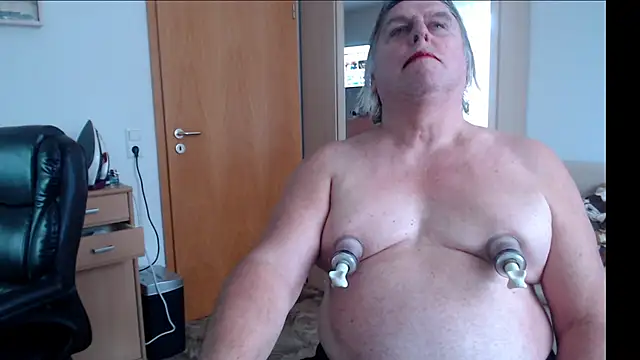 Sissygera online show from December 15, 2024, 10:50 am