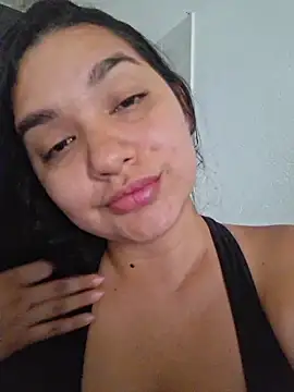 Snapshot of blerstefan1 chatting on June 4, 2026, 12:44 pm blerstefan1 online show from June 4, 2026, 12:44 pm