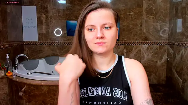 MelindaTin online show from February 26, 2026, 7:40 am