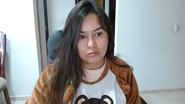 Ixchel Anaid online show from December 2, 2025, 1:17 pm