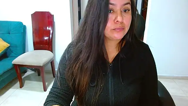 Ixchel Anaid online show from February 13, 2026, 1:51 pm