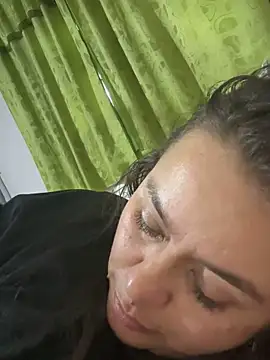 Snapshot of Ixchel_Anaid chatting on June 7, 2026, 1:04 pm Ixchel Anaid online show from June 7, 2026, 1:04 pm