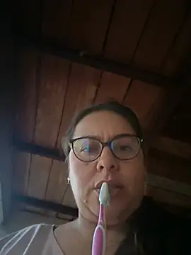 Snapshot of Ixchel_Anaid chatting on June 8, 2026, 10:59 am Ixchel Anaid online show from June 8, 2026, 10:59 am
