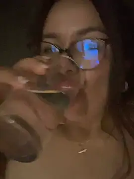 Snapshot of Ixchel_Anaid chatting on July 26, 2026, 4:42 am Ixchel Anaid online show from July 26, 2026, 4:42 am