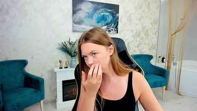 Strawberrye online show from February 26, 2026, 3:27 am