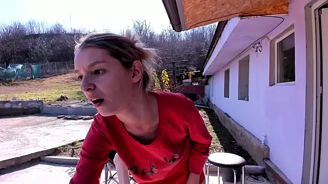 luxurydoll21 online show from March 12, 2025, 11:42 am