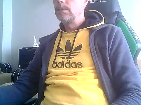 boran34 online show from May 3, 2026, 9:48 am