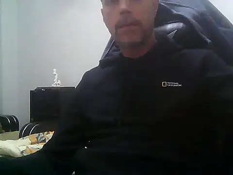 boran34 online show from May 6, 2026, 9:09 pm