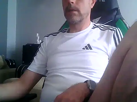 boran34 online show from June 3, 2026, 3:39 pm