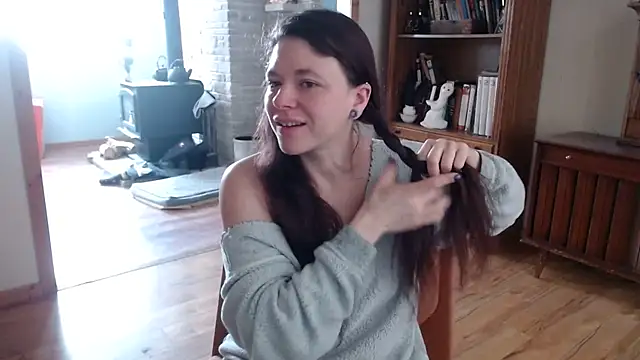 MarcyJones online show from January 31, 2025, 2:28 pm