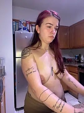 joeystaciee online show from April 22, 2026, 5:36 pm