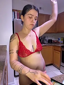 joeystaciee online show from June 6, 2026, 1:32 am
