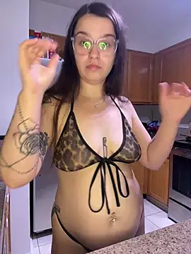 joeystaciee online show from July 23, 2026, 8:51 pm