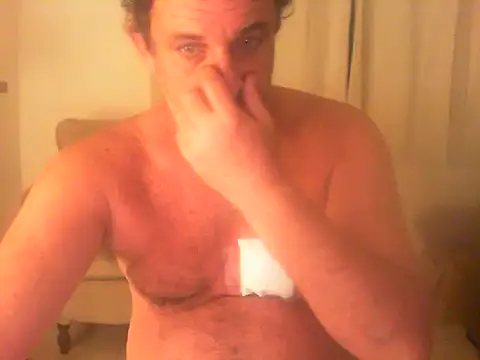 ConradinhoBR50 online show from September 29, 2025, 10:36 pm