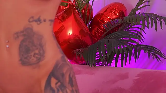 Snapshot of fallingangel chatting on February 12, 2026, 5:30 pm fallingangel online show from February 12, 2026, 5:30 pm