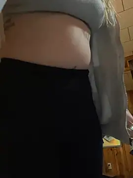 Snapshot of jaseyrae chatting on December 19, 2024, 8:23 pm jaseyrae online show from December 19, 2024, 8:23 pm