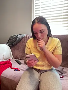 Snapshot of jaseyrae chatting on February 14, 2026, 5:43 pm jaseyrae online show from February 14, 2026, 5:43 pm