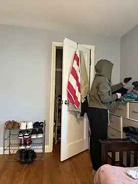 jaseyrae online show from May 3, 2026, 9:10 pm