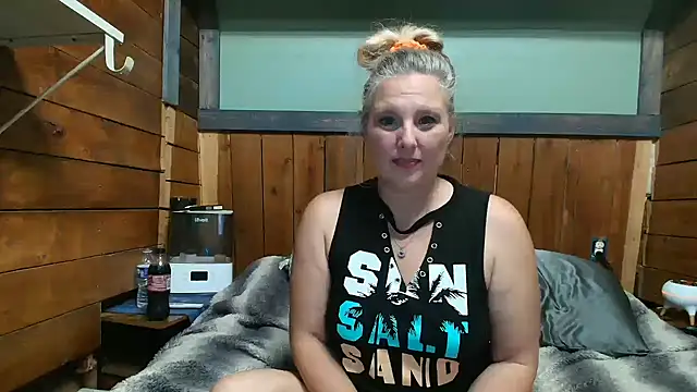 lisaxlovexxx online show from June 11, 2026, 7:12 pm