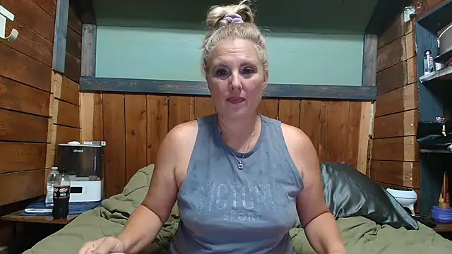 lisaxlovexxx online show from July 10, 2026, 4:20 pm