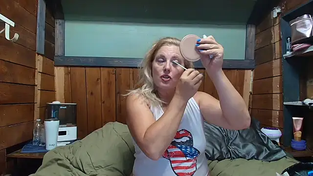 lisaxlovexxx online show from July 12, 2026, 8:11 pm