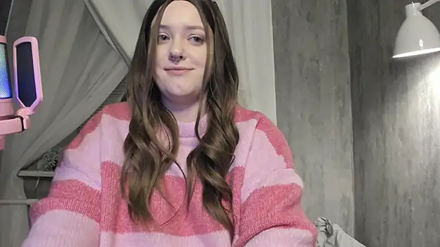 Snapshot of Sophia_Edwards chatting on December 8, 2024, 8:04 pm Sophia Edwards online show from December 8, 2024, 8:04 pm