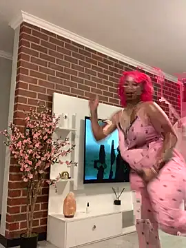 Snapshot of CurvyDesire1 chatting on March 11, 2026, 7:53 pm CurvyDesire1 online show from March 11, 2026, 7:53 pm