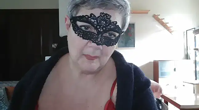 Snapshot of simona60 chatting on March 18, 2025, 2:26 pm simona60 online show from March 18, 2025, 2:26 pm