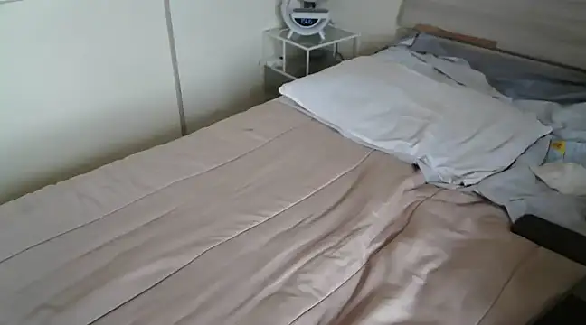 Snapshot of simona60 chatting on March 21, 2025, 2:18 pm simona60 online show from March 21, 2025, 2:18 pm