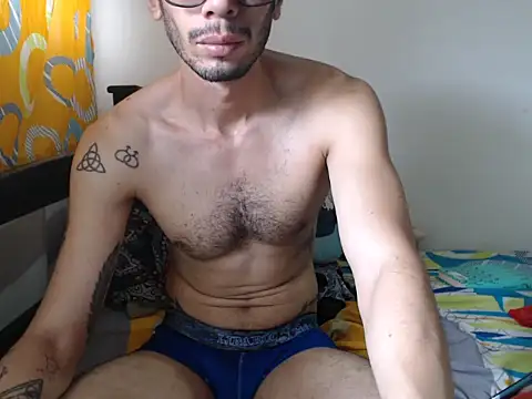 alisterxxx online show from February 21, 2026, 2:40 pm