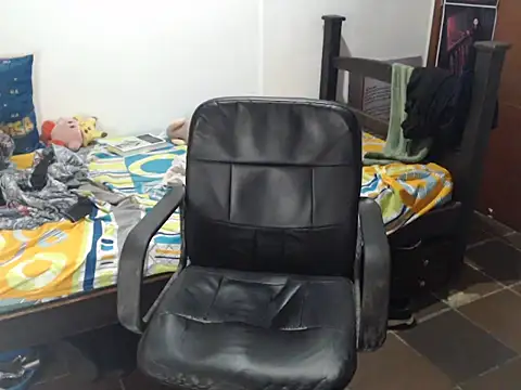 alisterxxx online show from July 24, 2026, 11:47 pm