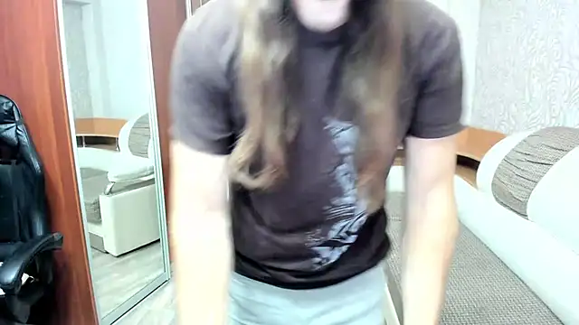 Marrymepls online show from September 20, 2025, 4:52 pm