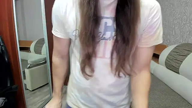 Marrymepls online show from October 21, 2025, 8:31 pm