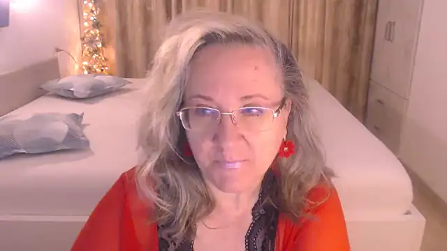 Snapshot of Raisshy chatting on May 12, 2026, 11:18 am Raisshy online show from May 12, 2026, 11:18 am