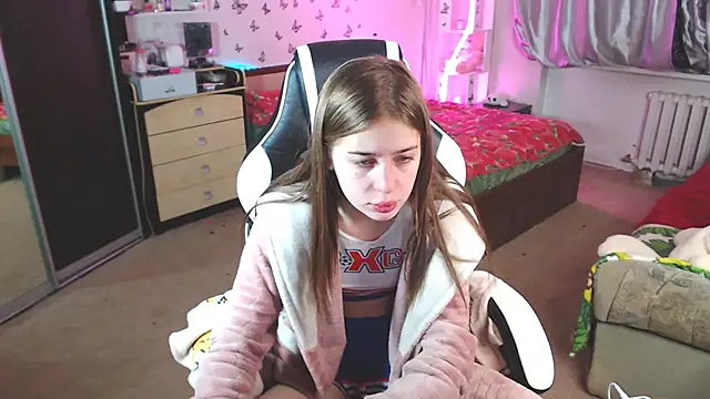 Kira honeyy online show from January 31, 2025, 5:53 pm