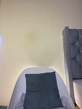 KIARAPRETTY online show from July 29, 2026, 3:15 am