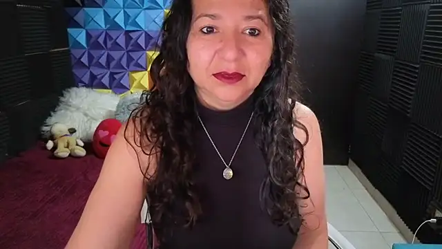 katifoxx online show from September 27, 2025, 2:11 pm